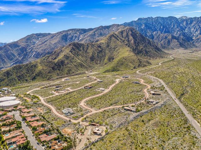 2338 City View Drive, Palm Springs CA: https://media.crmls.org/mediaz/18b1a7c9-4cac-4abb-9bee-0322f1e1db42.jpg