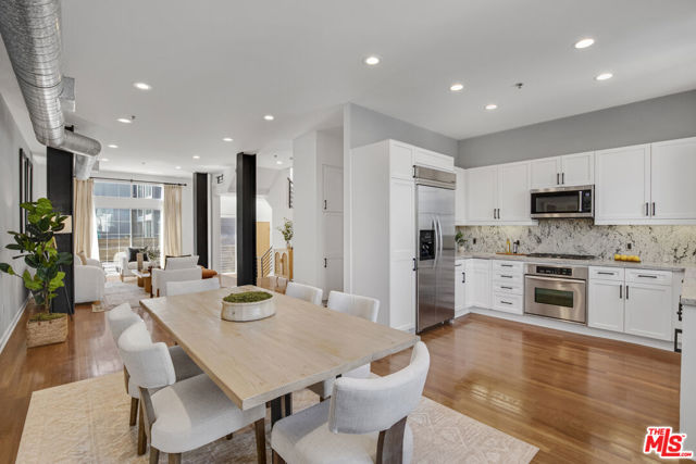 5300 Playa Vista Drive, 6 photo 8