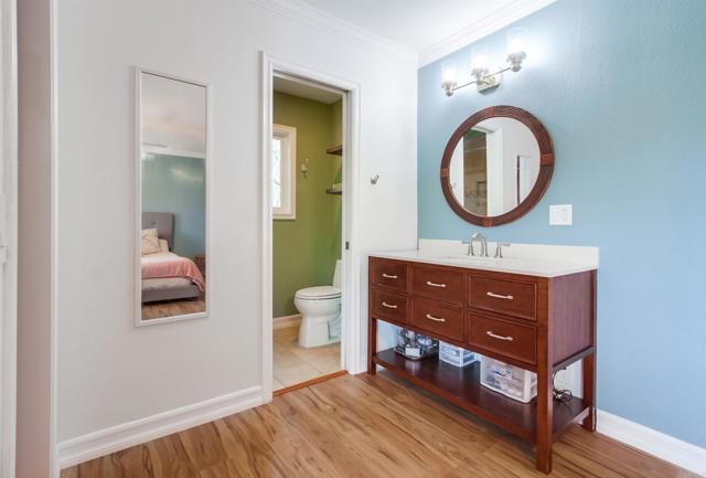 2167 Reineman Road, Fallbrook CA: https://media.crmls.org/mediaz/18b39af6-1f0e-46b3-b991-a497b32e13eb.jpg