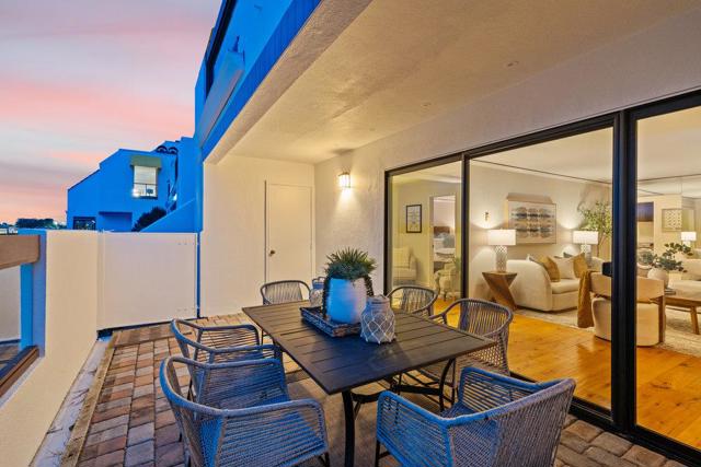 877 Balboa Lane, Foster City CA: https://media.crmls.org/mediaz/18b4dafc-00c0-4fad-a719-f48c6903032d.jpg