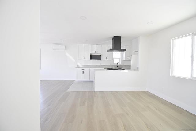 4646 COCONINO WAY, San Diego CA: https://media.crmls.org/mediaz/18b4f039-57ab-431b-a71e-df60d4dc173a.jpg