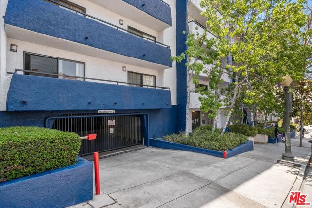 Image 3 for 10982 Roebling Ave #352, Los Angeles, CA 90024
