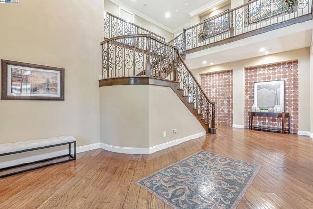 2734 E Sugar Hill Ter, Dublin CA: https://media.crmls.org/mediaz/18b7ef97-6432-4208-930d-cdccfb500fb6.jpg