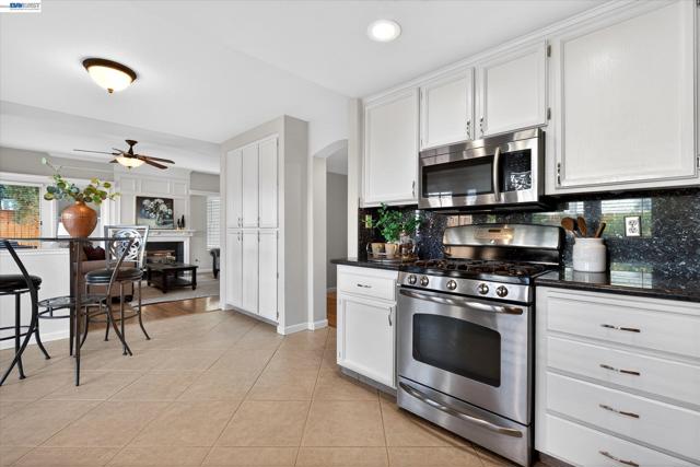 Image 14 of 40 For 1120 Gatetree Court