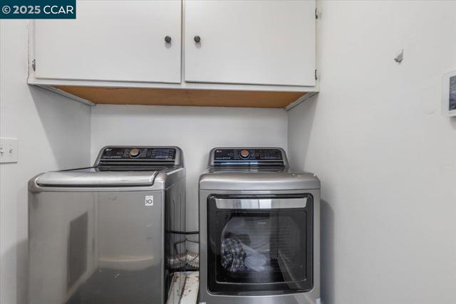 8041 Winthrope St, Oakland CA: https://media.crmls.org/mediaz/18b8c5d8-d01f-4d7f-8b67-b9d339de9c43.jpg