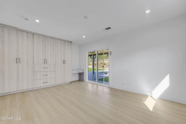 2651 Sirius Street, Thousand Oaks CA: https://media.crmls.org/mediaz/18b92d7d-15d9-46a7-969a-03fee0cd89c3.jpg