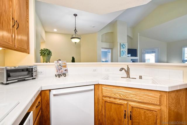 11898 Cypress Canyon Rd, San Diego CA: https://media.crmls.org/mediaz/18b99d81-1566-44c8-8a6b-50d44db399a0.jpg