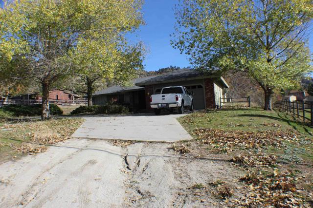 Detail Gallery Image 24 of 26 For 23950 Jacaranda Dr, Tehachapi,  CA 93561 - 3 Beds | 2 Baths