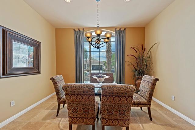 80086 Camino Santa Elise, Indio CA: https://media.crmls.org/mediaz/18ba5ab2-19da-49b0-a09b-d32a6ac172f5.jpg