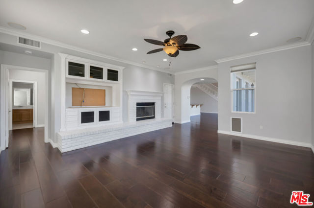 Image 22 of 69 For 25417 Magnolia Lane