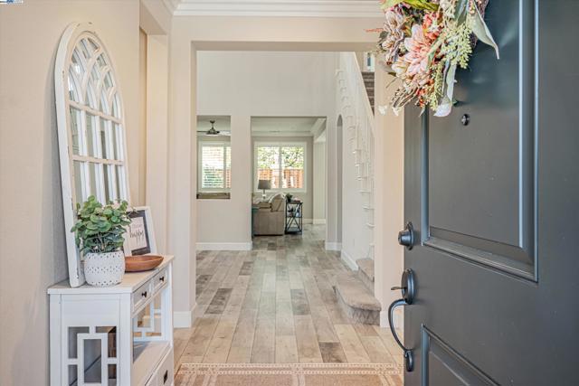 Image 3 of 60 For 5529 Mountain Ridge Way