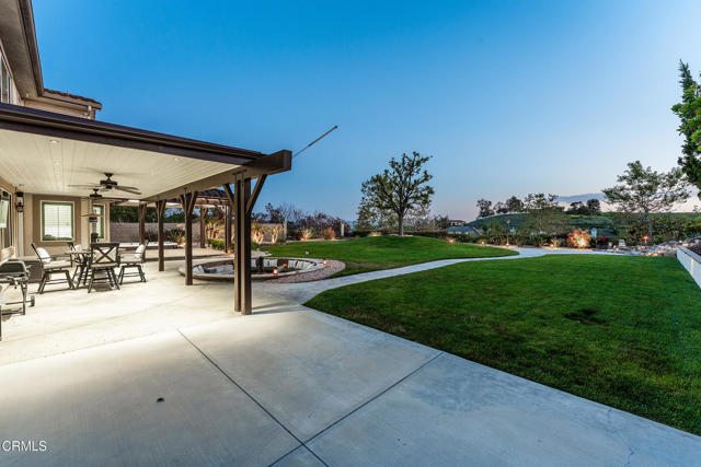 12428 Palmer Drive, Moorpark CA: https://media.crmls.org/mediaz/18bd77a3-f989-4d0f-81ac-61c1a31c3455.jpg