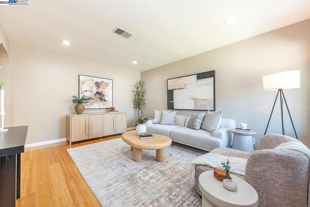 Image 8 of 56 For 4732 Loretta Way