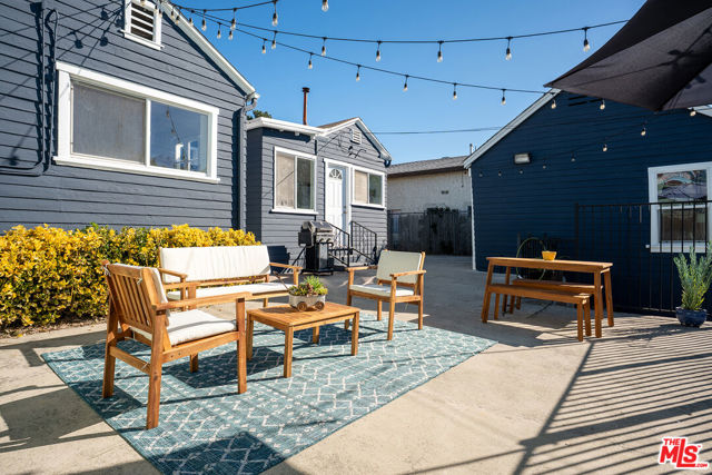 3220 Garden Avenue, Los Angeles CA: https://media.crmls.org/mediaz/18be766d-460f-466d-99ec-6a93b31b0f26.jpg