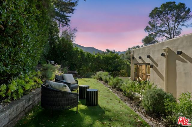 Drew Fenton | 25648 Timpangos Drive Calabasas CA | MLS: 7491855