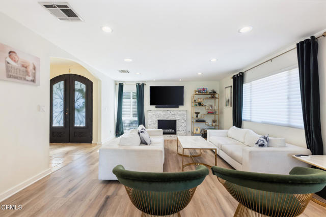 Detail Gallery Image 10 of 52 For 3623 Saint Elizabeth Rd, Glendale,  CA 91206 - 3 Beds | 2 Baths