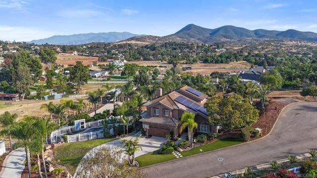 13925 Illerongis Road, Jamul CA: https://media.crmls.org/mediaz/18c023fc-afd1-4a69-b574-05ac756a031b.jpg