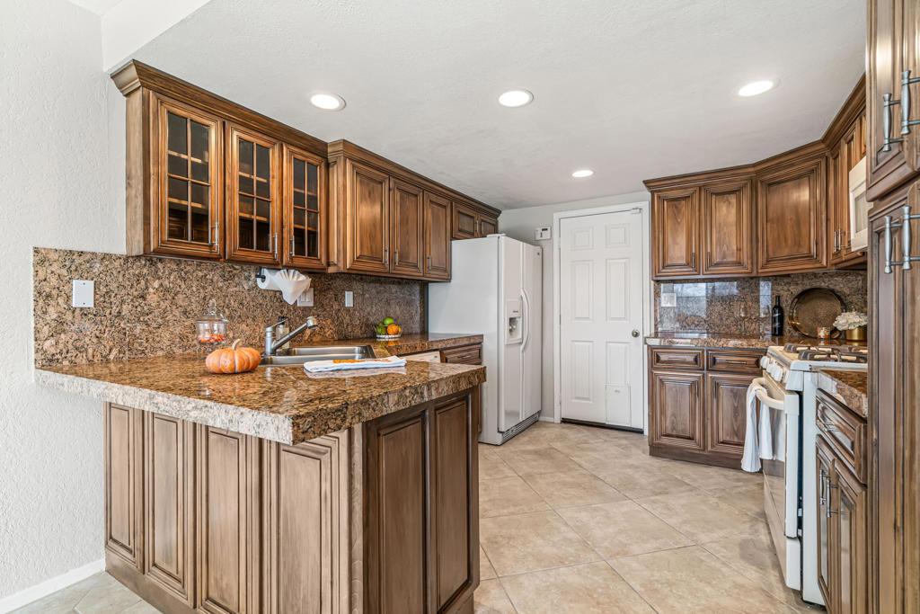 MLS #219137509DA image #15