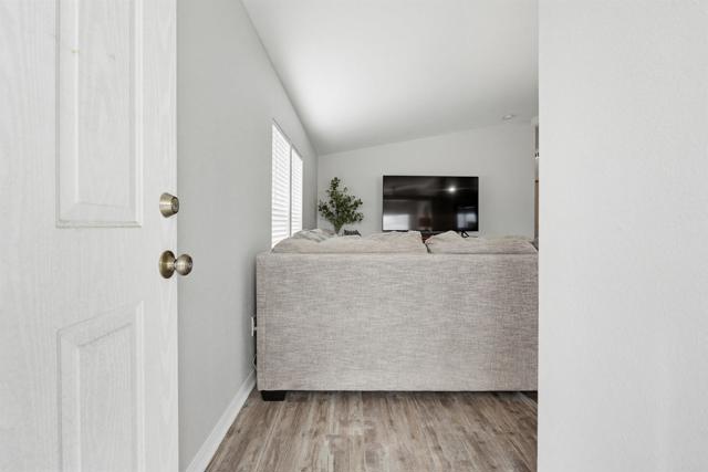 Detail Gallery Image 11 of 37 For 200 N El Camino Real #159,  Oceanside,  CA 92058 - 3 Beds | 2 Baths