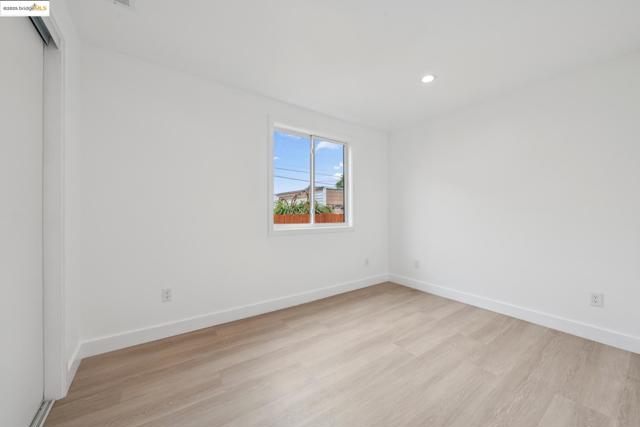 1207 Cedar St, Berkeley CA: https://media.crmls.org/mediaz/18c3e929-7e46-4f77-a0c3-7a91d0dc8e42.jpg