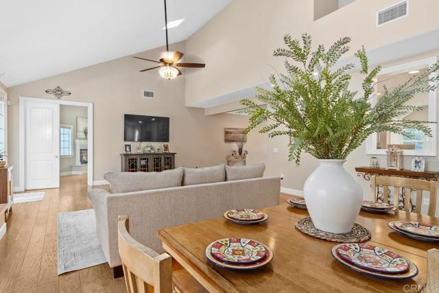 Image 21 of 49 For 45562 La Cruz Drive