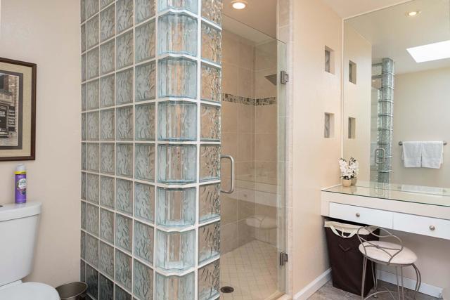 Image 19 of 39 For 279 San Remo Street