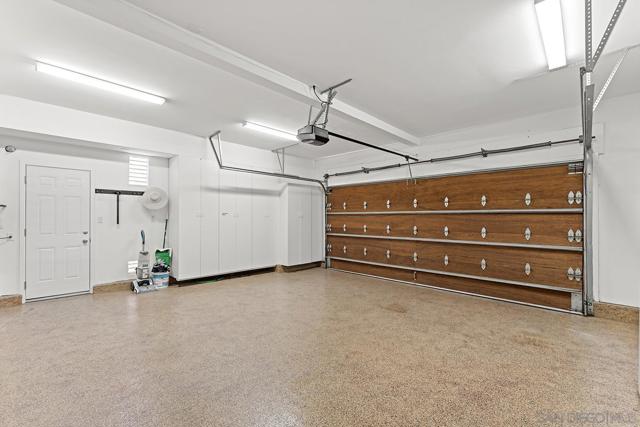 5 Spinnaker Way, Coronado CA: https://media.crmls.org/mediaz/18c61cb4-4f85-4074-b6a6-f72eb3094379.jpg