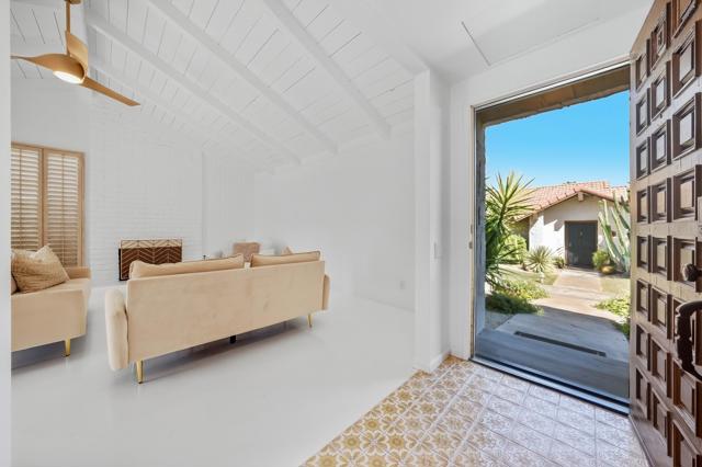 2440 S Linden Way #B, Palm Springs, CA 92264
