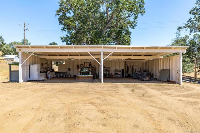 5510 Whispering Pines Ln, Paso Robles, California 93446, 2 Bedrooms Bedrooms, ,2 BathroomsBathrooms,Single Family Residence,For Sale,Whispering Pines Ln,240016938SD