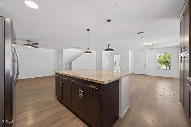 100 Main Street, Piru CA: https://media.crmls.org/mediaz/18c687b0-0ebe-48e4-b636-eaa9568b79ec.jpg