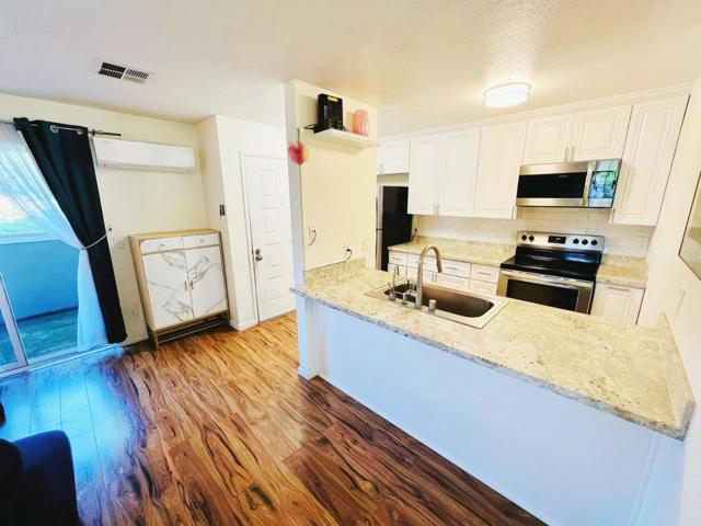 91 Castlebridge Drive, San Jose CA: https://media.crmls.org/mediaz/18c6d424-539e-449c-a700-ec1ff4c7d428.jpg