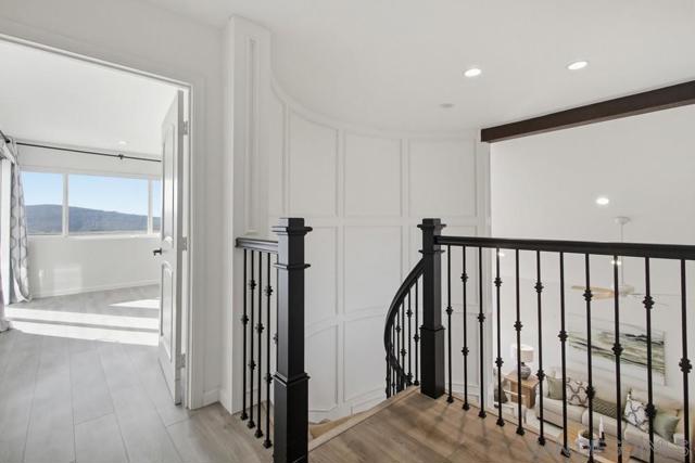 12835 Via Caballo Rojo, San Diego CA: https://media.crmls.org/mediaz/18c74cc4-f1f2-44d0-9e04-9ee95fc99d85.jpg