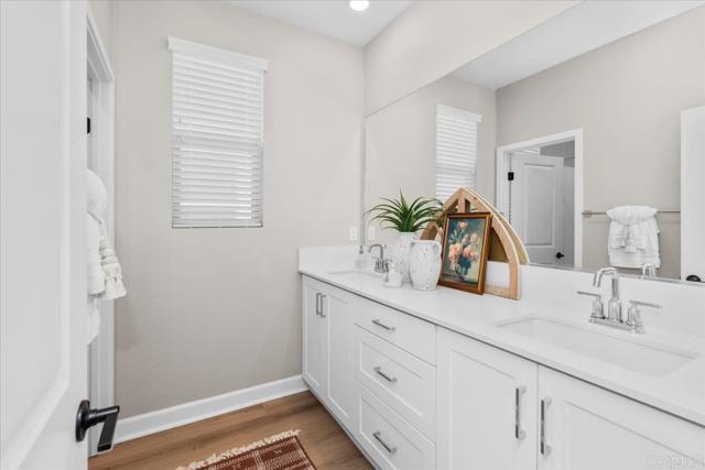 660 Westbrook Loop, San Marcos CA: https://media.crmls.org/mediaz/18c751c6-cd07-458e-b679-798a2c777082.jpg