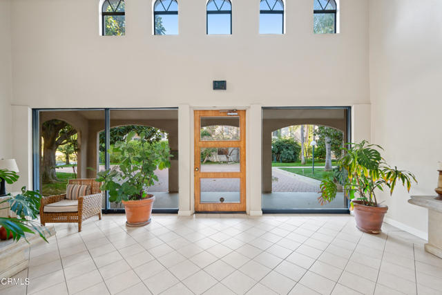 Detail Gallery Image 6 of 48 For 4201 via Marisol #136,  Los Angeles,  CA 90042 - 2 Beds | 2 Baths