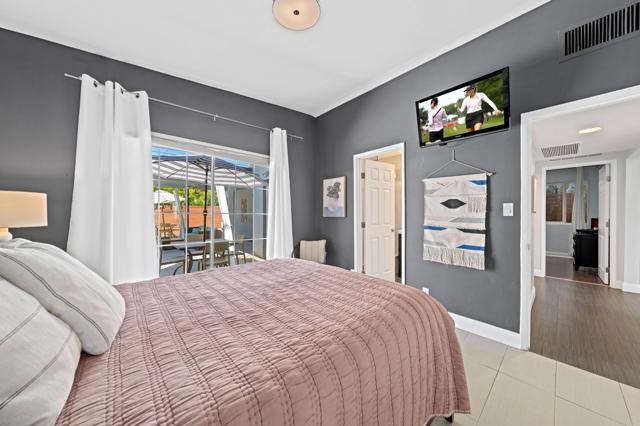 515 N Calle Marcus, Palm Springs CA: https://media.crmls.org/mediaz/18c9a622-4165-4cd6-ba6e-13b4c3604f03.jpg