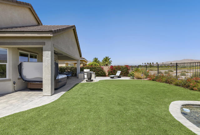 84994 Bedero Court, Indio CA: https://media.crmls.org/mediaz/18ca3ab4-2f0c-4446-8511-35f30f8730e0.jpg
