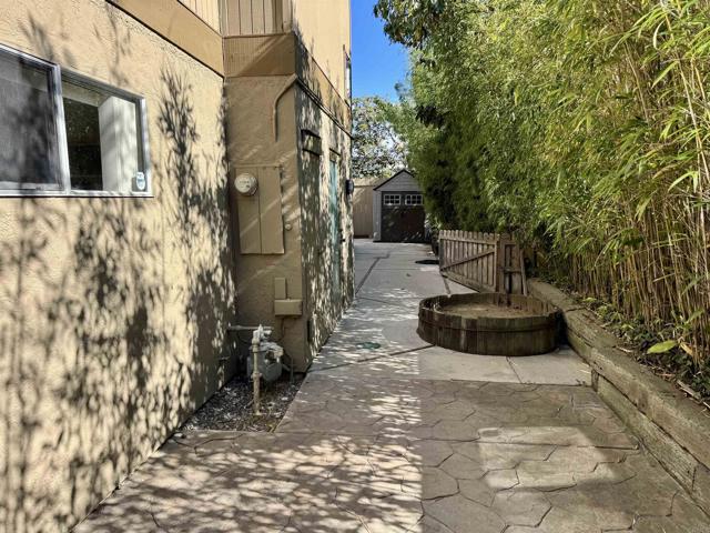 Detail Gallery Image 16 of 25 For 2511 El Amigo Rd, Del Mar,  CA 92014 - 4 Beds | 2 Baths