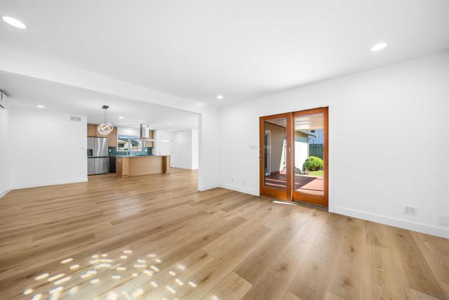 Image 10 of 45 For 5017 Mount Gaywas Dr