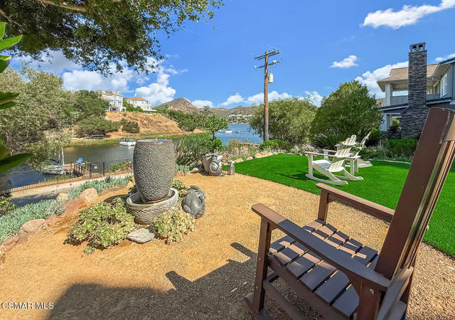 123 Lake Sherwood Drive, Lake Sherwood CA: https://media.crmls.org/mediaz/18cb9e03-b068-45f1-b65c-4e3dfa9b5256.jpg