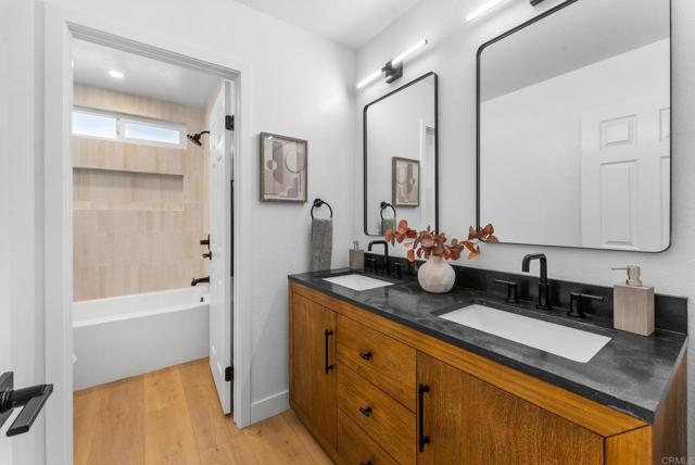 Detail Gallery Image 24 of 40 For 522 Lupine Way, Oceanside,  CA 92057 - 5 Beds | 3 Baths