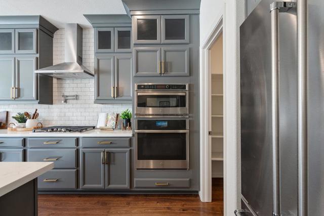 20 Hospital Road, Hollister CA: https://media.crmls.org/mediaz/18cc6c70-0b67-42ac-a0ab-7496faf892be.jpg