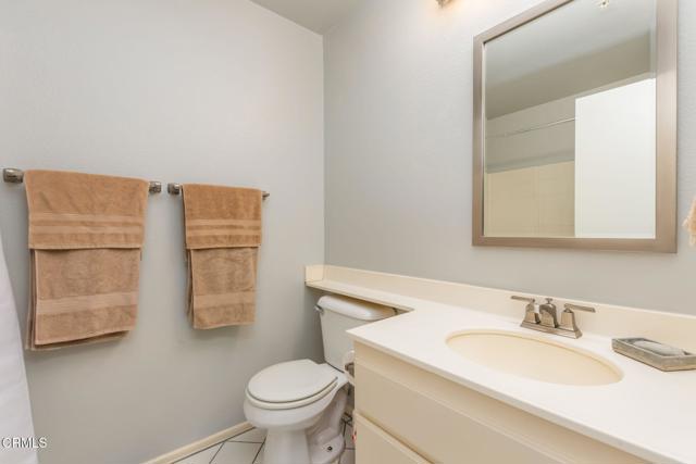 1132 Mooring Walk, Oxnard CA: https://media.crmls.org/mediaz/18cc9b34-3332-4e07-9197-29ac3bdbd212.jpg