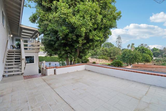 1917 Friendly Drive, Vista CA: https://media.crmls.org/mediaz/18ccb6d1-2eea-47f1-a53f-5be0b5231234.jpg