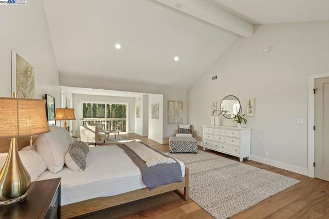 25 Mackenzie Pl, Danville CA: https://media.crmls.org/mediaz/18d15b91-0b6c-4114-9d42-3cd01810a055.jpg