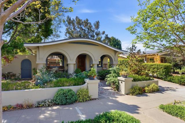 Detail Gallery Image 4 of 44 For 4262 Sierra Vista, San Diego,  CA 92103 - 2 Beds | 1/1 Baths