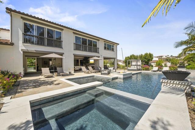 8115 Silverwind Drive, San Diego CA: https://media.crmls.org/mediaz/18d2903b-13bf-4e6b-b190-f07572638c26.jpg