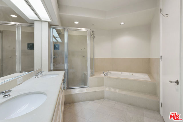 1875 BEVERLY GLEN, Los Angeles CA: https://media.crmls.org/mediaz/18d3486f-70bd-456f-b2f3-fe93ce96e243.jpg