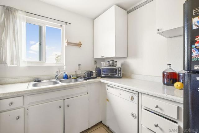 3389 91 C Street, San Diego CA: https://media.crmls.org/mediaz/18d3980f-aac3-4650-8826-17fa45827c0f.jpg