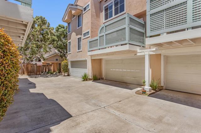 Detail Gallery Image 31 of 36 For 12916 Carmel Creek Rd, San Diego,  CA 92130 - 2 Beds | 2/1 Baths