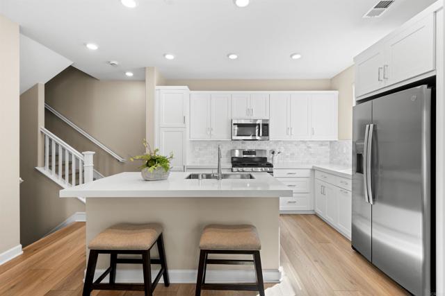 Detail Gallery Image 11 of 24 For 1227 Sunrise Vw. #105,  San Marcos,  CA 92078 - 3 Beds | 3 Baths